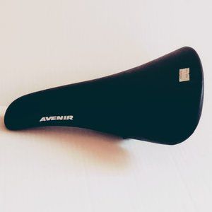 Avenir Bicycle Seat with Hardware